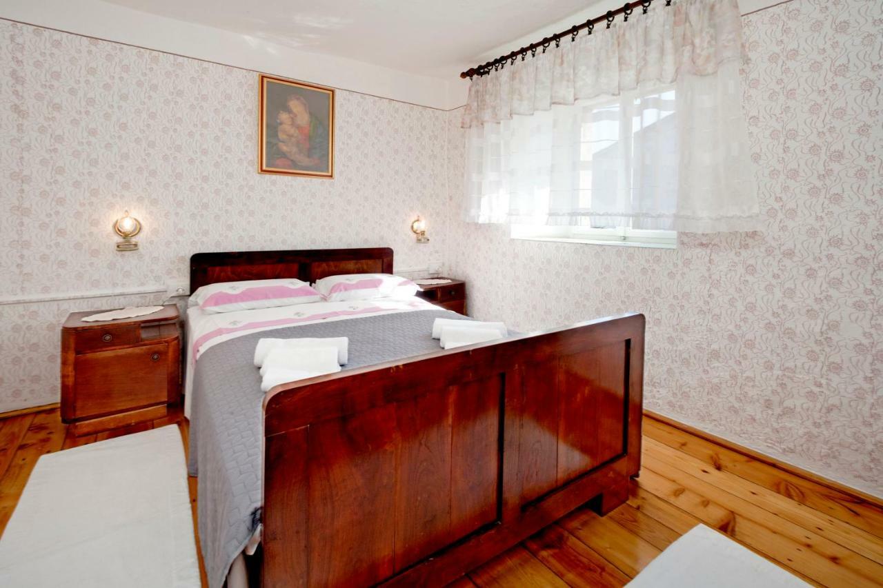 Rural Apartment Carolina Zrenj 外观 照片