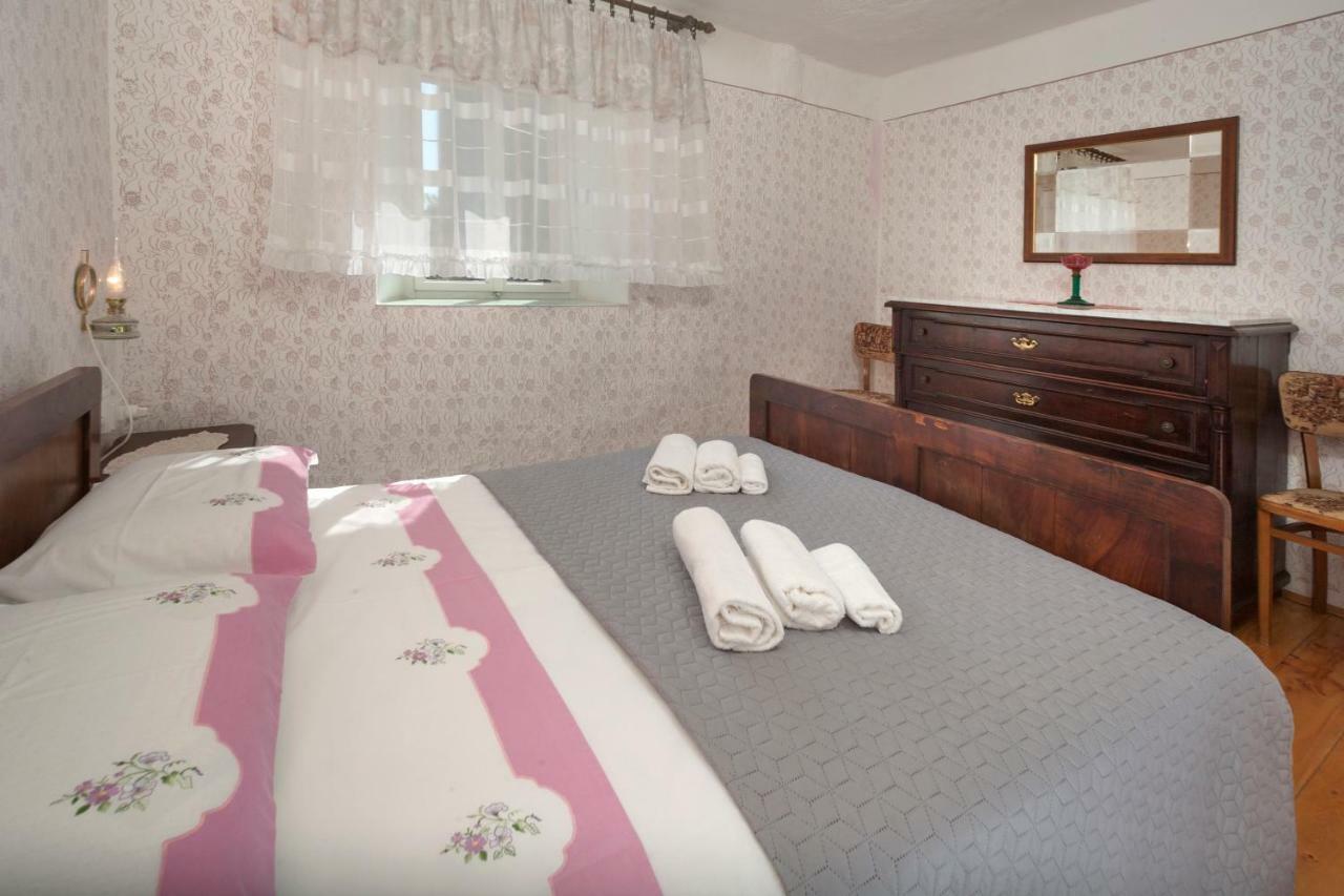 Rural Apartment Carolina Zrenj 外观 照片