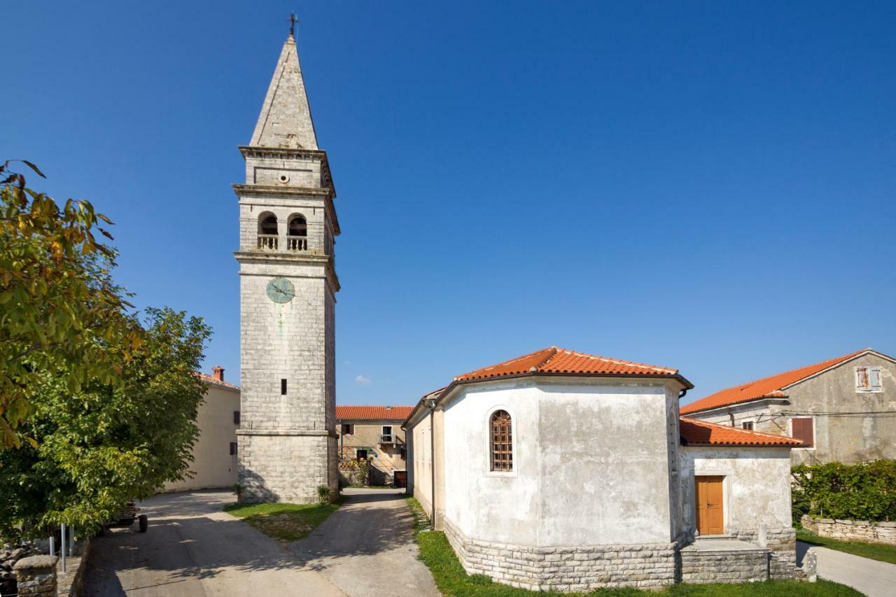 Rural Apartment Carolina Zrenj 外观 照片